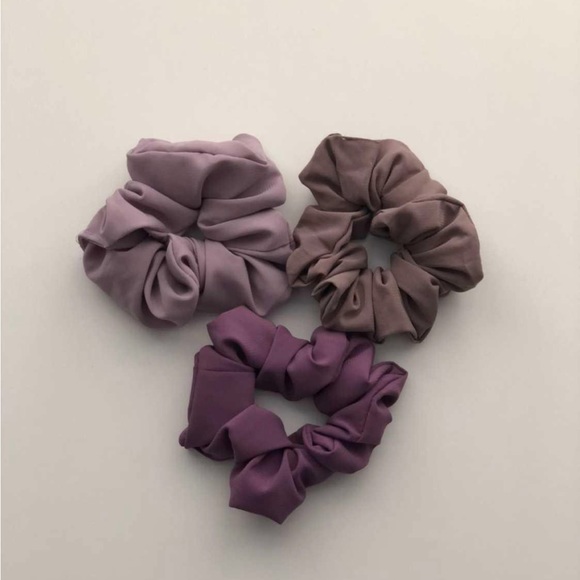 13 Hair Scrunchies - Picture 4 of 5